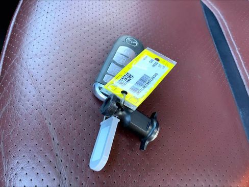 Used 2017 MAZDA CX-9 Signature image 13