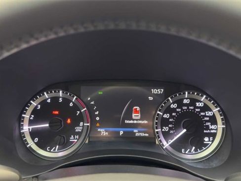 Used 2023 Toyota Highlander XLE image 31