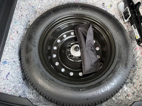 Used 2023 Honda CR-V EX image 30