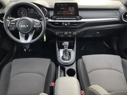 Used 2024 Kia Forte LXS FWD image 19