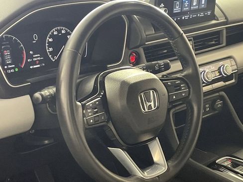 Used 2024 Honda Pilot EX-L image 13