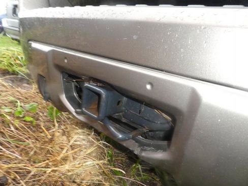 Used 2003 Isuzu Ascender S image 16