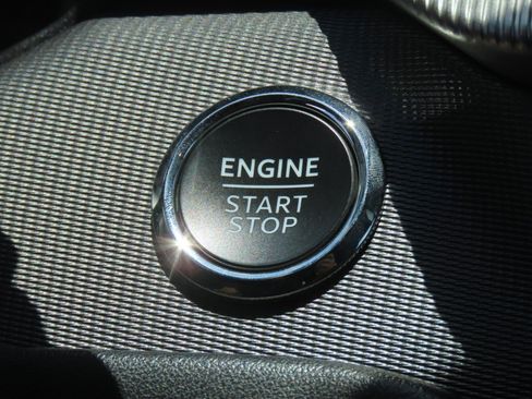 Certified 2025 Ford Explorer ST-Line AWD/4WD image 31
