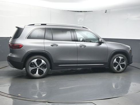 New 2026 Mercedes-Benz GLB 250 image 8