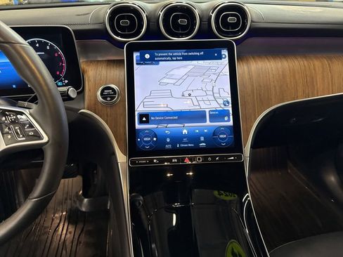 Certified 2024 Mercedes-Benz GLC 300 4MATIC image 18