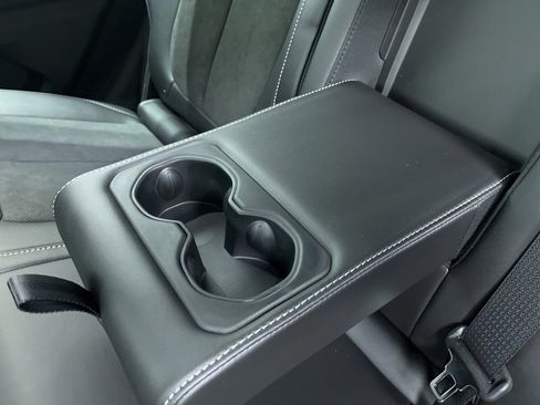 New 2025 Jeep Grand Cherokee Altitude image 25