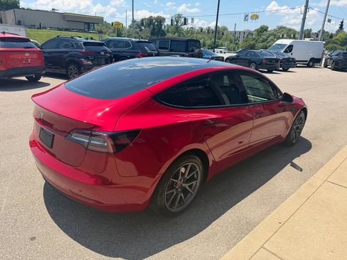 Used 2023 Tesla Model 3 Standard Range RWD image 5
