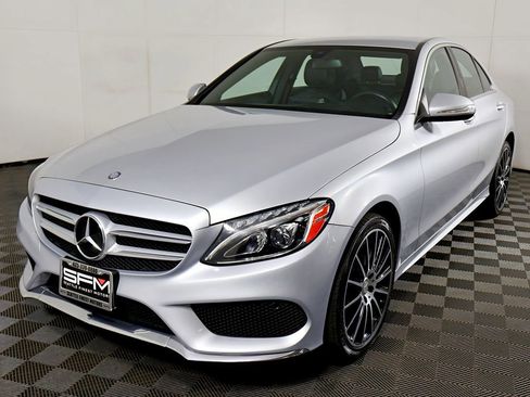 Used 2015 Mercedes-Benz C 300 4MATIC Sedan image 2