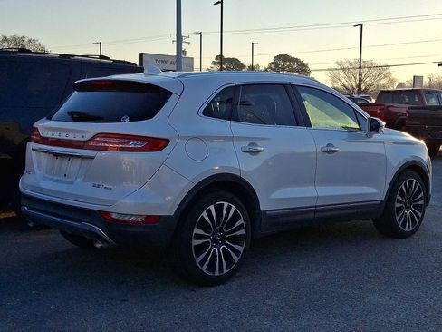 Used 2019 Lincoln MKC Reserve w/ MKC Climate Package image 3