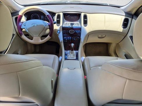 Used 2014 INFINITI QX50 Journey w/ Premium Package RWD image 18