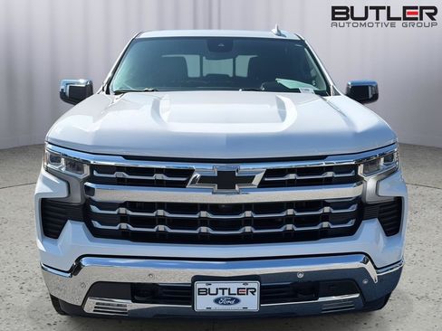 Used 2023 Chevrolet Silverado 1500 LTZ AWD/4WD image 9
