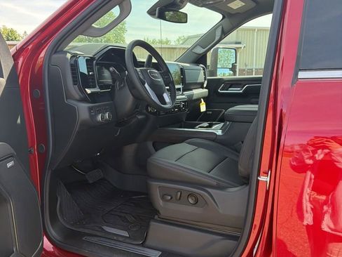 New 2026 GMC Sierra 2500 SLT w/ SLT Premium Package AWD/4WD image 13