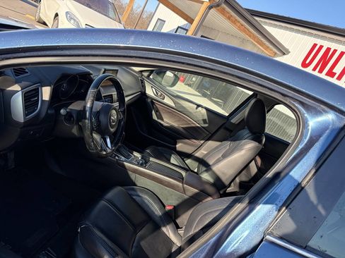 Used 2017 MAZDA MAZDA3 Touring image 13