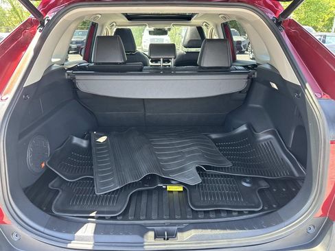 Used 2022 Toyota RAV4 Limited AWD/4WD image 32