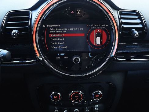 Used 2022 MINI Cooper Clubman S image 49