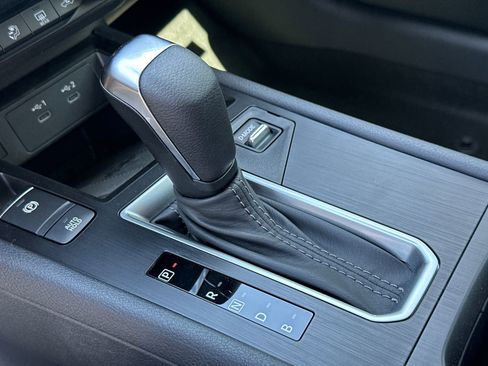 New 2026 Nissan Kicks SV w/ SV Premium Package image 29