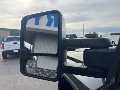 Used 2016 GMC Sierra 2500 Denali w/ Duramax Plus Package image 28