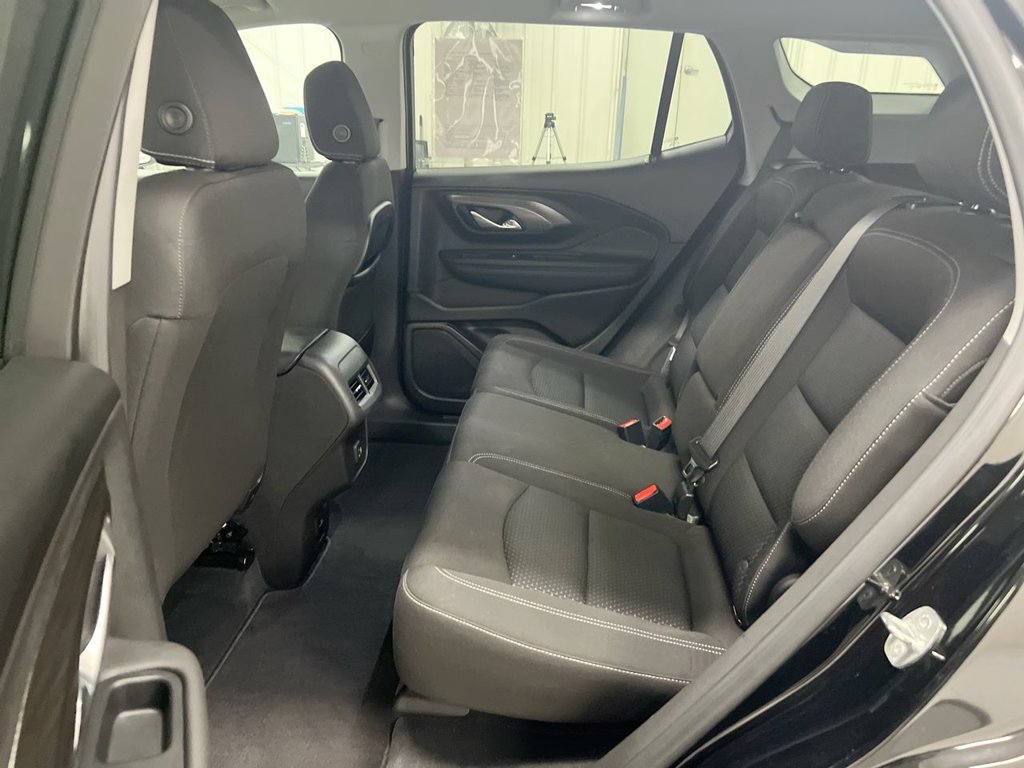 Used 2022 GMC Terrain SLE w/ Driver Convenience Package AWD/4WD image 23