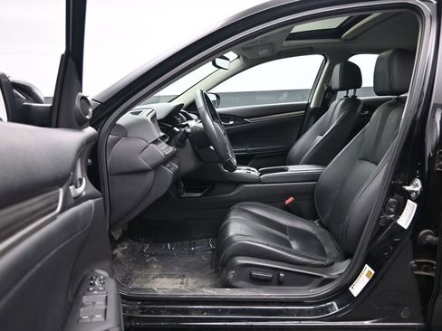 Used 2020 Honda Civic EX-L image 22