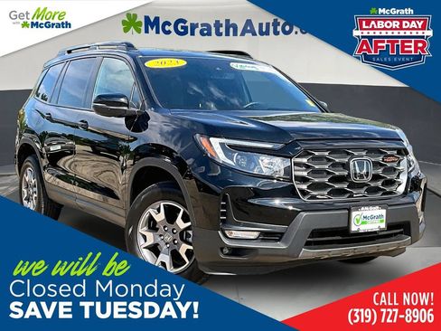 Used 2023 Honda Passport TrailSport image 1