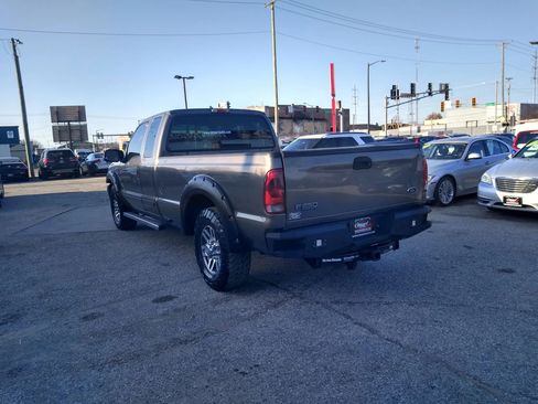 Used 2003 Ford F250 XLT image 9