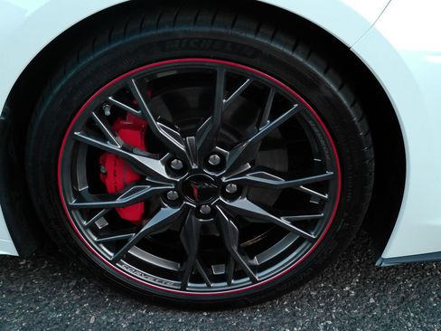 Used 2026 Chevrolet Corvette Stingray Preferred Conv w/ Z51 Performance Package RWD image 32