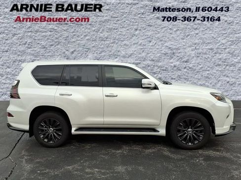 Used 2023 Lexus GX 460 Luxury w/ Sport Design Package AWD/4WD image 5