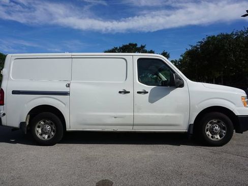 Used 2015 Nissan NV 1500 SV RWD image 22