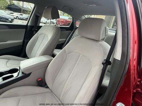 Used 2015 Hyundai Sonata SE FWD image 11