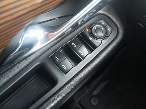 Used 2021 GMC Terrain SLE w/ Driver Convenience Package image 20