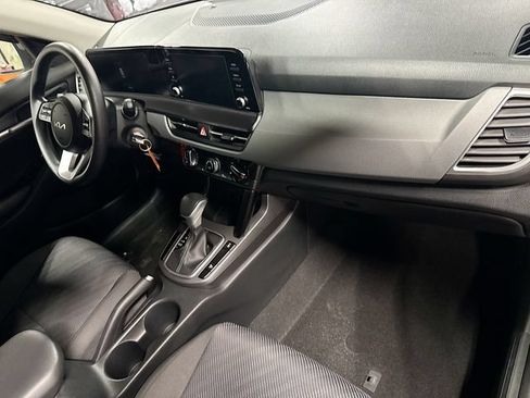 Used 2024 Kia Seltos LX AWD/4WD image 27