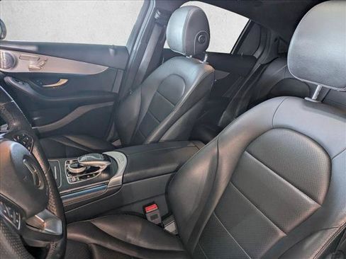 Used 2019 Mercedes-Benz GLC 300 4MATIC Coupe image 18