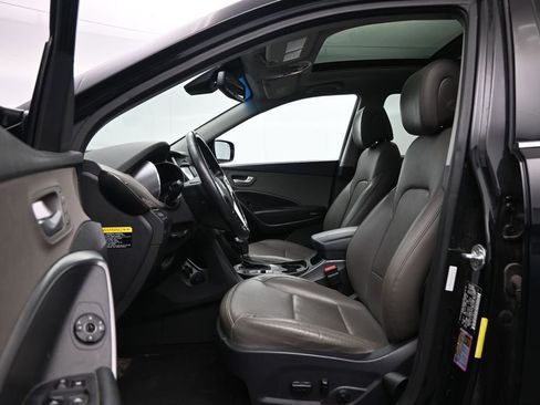 Used 2017 Hyundai Santa Fe Sport FWD image 21