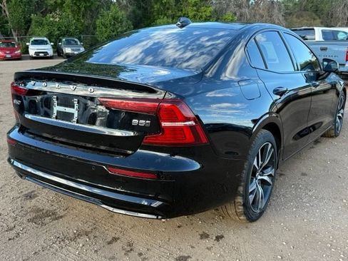 Used 2024 Volvo S60 B5 Plus AWD/4WD image 6