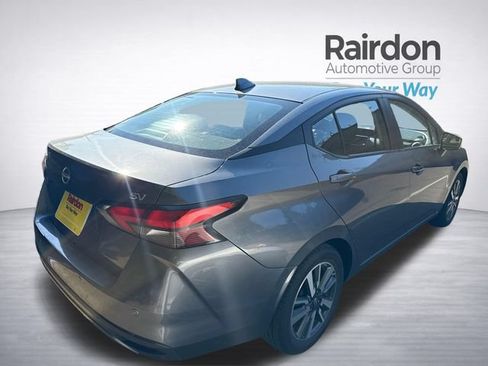 Used 2024 Nissan Versa SV FWD image 7