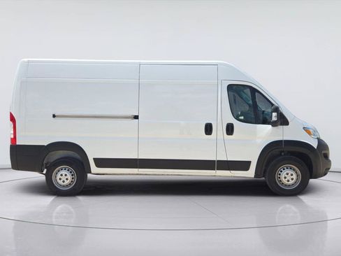 Used 2025 RAM ProMaster 2500 w/ Convenience Group FWD image 6