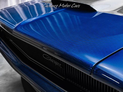 Used 2023 Dodge Challenger SRT Hellcat image 2