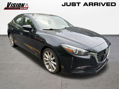 Used 2017 MAZDA MAZDA3 Touring w/ Popular Equipment Package FWD image 3