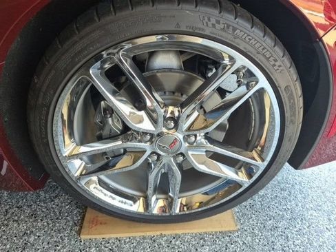 Used 2019 Chevrolet Corvette Stingray Convertible w/ 2LT Preferred Equipment Group RWD image 5