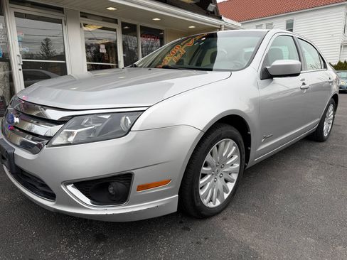 Used 2011 Ford Fusion Hybrid w/ 502A Rapid Spec Order Code image 2