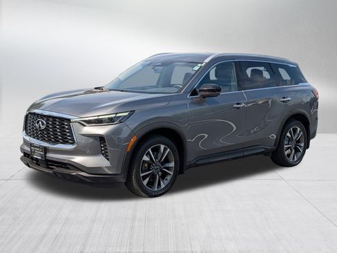 Used 2025 INFINITI QX60 Luxe AWD/4WD image 3