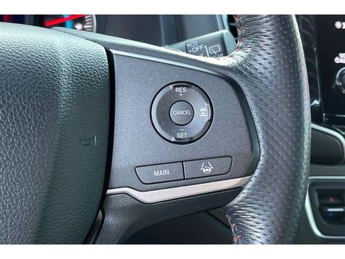 Certified 2022 Honda Pilot TrailSport image 39