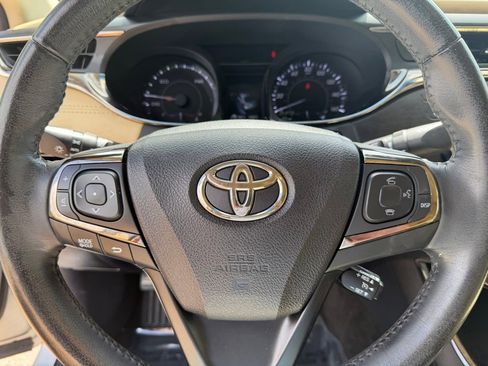 Used 2014 Toyota Avalon XLE Touring FWD image 21