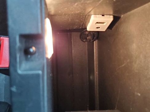 Used 2017 Chevrolet Equinox LT w/ Convenience Package image 27