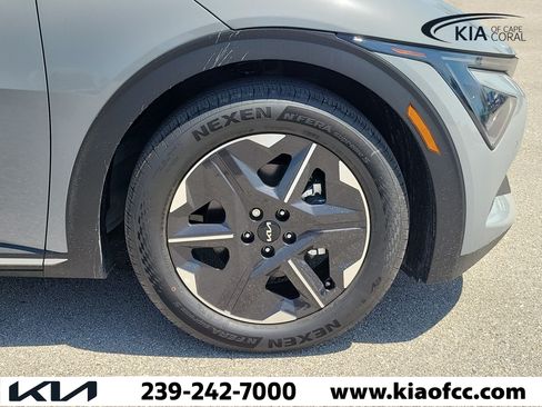 New 2026 Kia EV6 Light RWD image 7