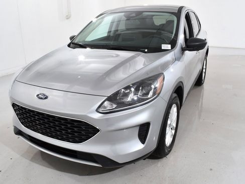Used 2022 Ford Escape SE w/ Convenience Package image 2