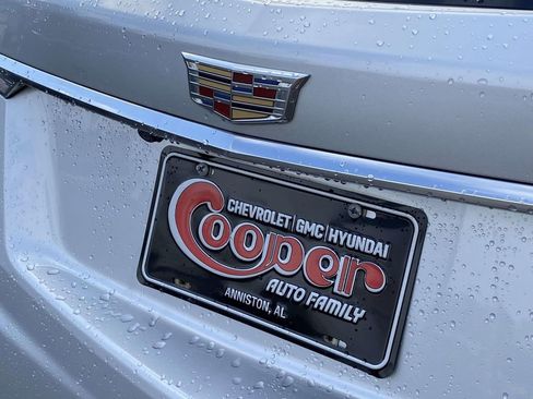 Used 2019 Cadillac XT5 Luxury image 18