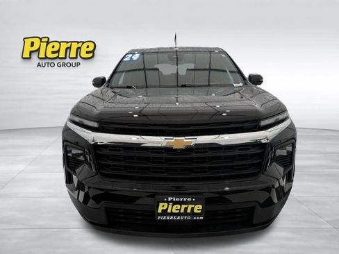 Used 2024 Chevrolet Traverse LS FWD image 9