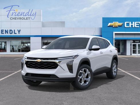 New 2026 Chevrolet Trax LS FWD image 18