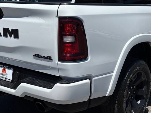 Used 2025 RAM 1500 Big Horn AWD/4WD image 4